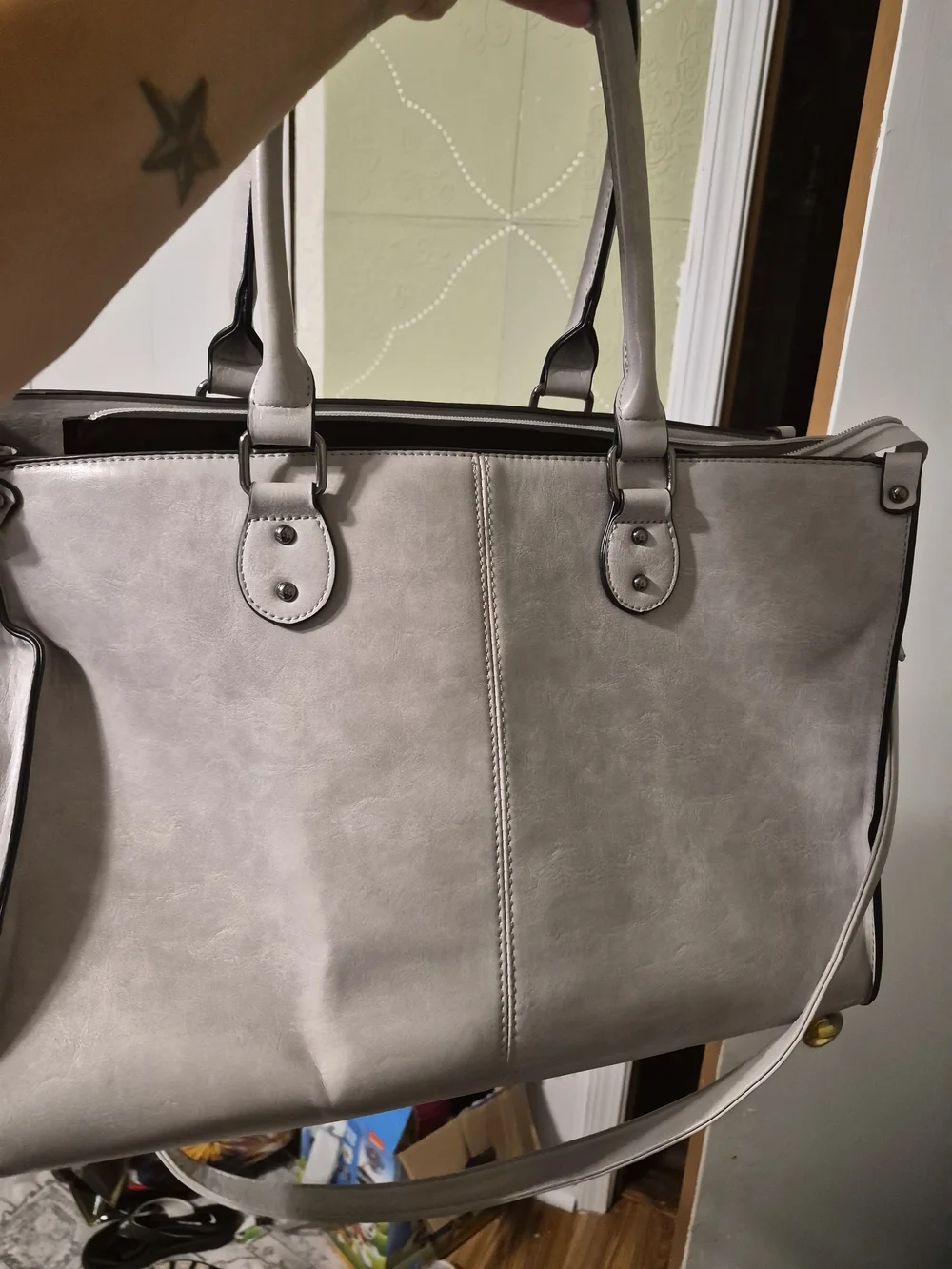 LOVEVOOK Laptop Tote Bag (often stylized or misread due to branding variations).